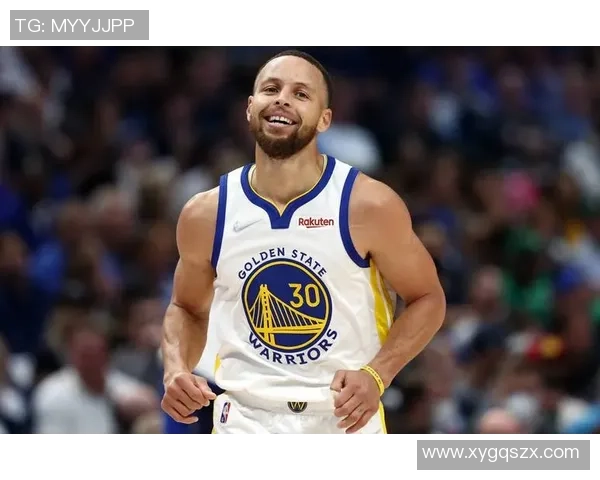 库里遭掘金重点盯防仍轰40分无球跑动堪称篮球场上的艺术典范